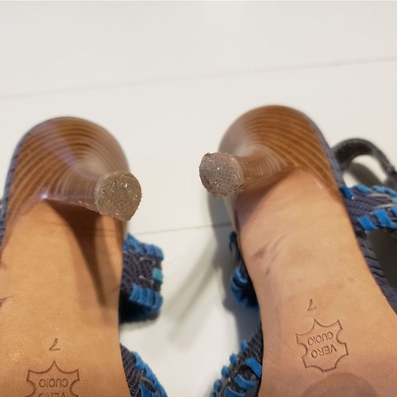 Charles David Blue Suede and Gray Tribal Heels - Picture 6 of 6